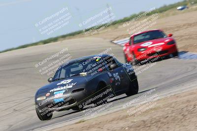 media/Apr-30-2022-CalClub SCCA (Sat) [[98b58ad398]]/Group 5/Race (Outside Grapevine)/